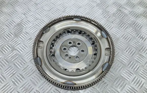 Skoda Karoq Flywheel 03L105266ED