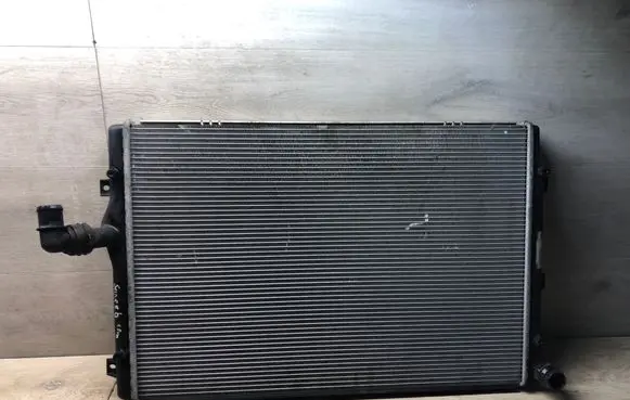 Skoda Superb B6 (3T) Coolant radiator 1K0121251DD
