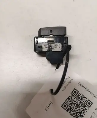 Volkswagen Phaeton Central locking switch button 