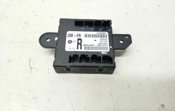 Chrysler Town & Country V Door control unit/module 05026860AE