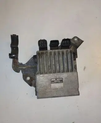 Toyota Corolla Verso E121 Fuel injection control unit/module 8987120070
