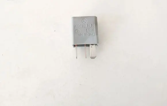 Mercedes-Benz C W203 Other relay a0045452905