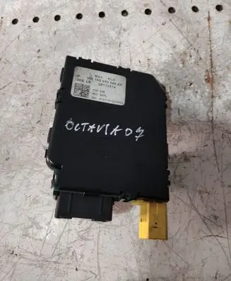 Skoda Octavia Mk2 (1Z) Steering angle sensor 1K0953549AP 05113514 01017072301013