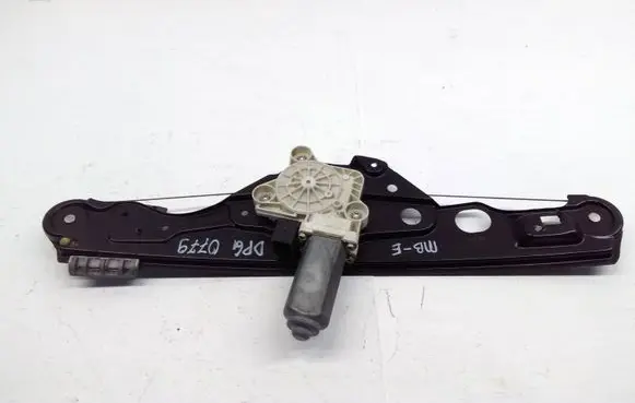 Mercedes-Benz E W211 Rear door window regulator with motor A2117300246 A2118202342