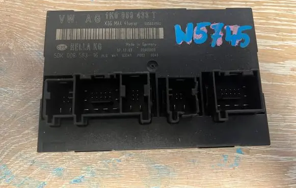 Volkswagen Golf V Comfort/convenience module 1K0959433T 5DK00858316