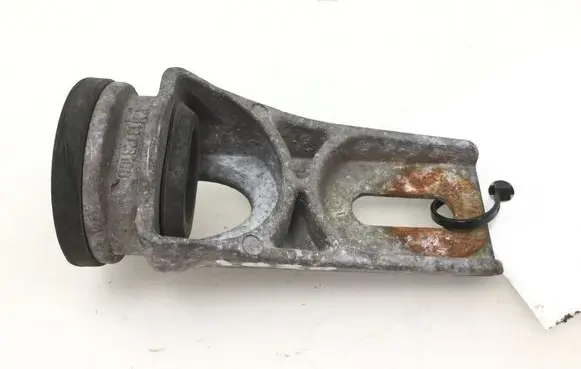 Opel Meriva A Radiator mount bracket 13128108