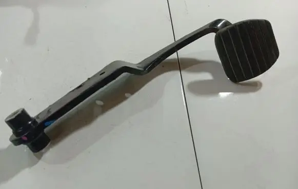 Renault Scenic III - Grand scenic III Brake pedal 07011364