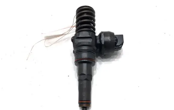 Audi A4 S4 B6 8E 8H Fuel injector 038130073AJ