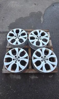 R17 alloy rim