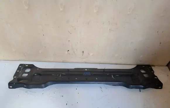 Mercedes-Benz E C207 W207 Radiator support slam panel 207620032