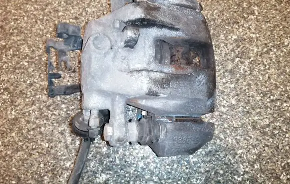 Mercedes-Benz A W169 Front brake caliper