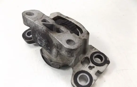 Jaguar E-Pace Engine mount vacuum valve 