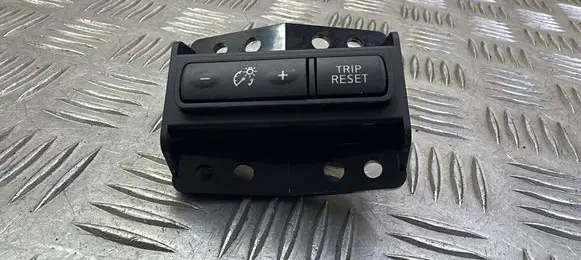 Nissan X-Trail T32 Other switches/knobs/shifts 50127C
