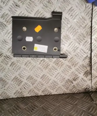 Audi A5 8T 8F Other interior part 8f0825173a