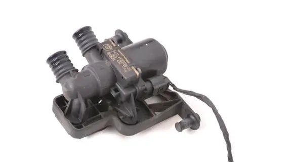 BMW 5 E60 E61 Electric auxiliary coolant/water pump 6920226