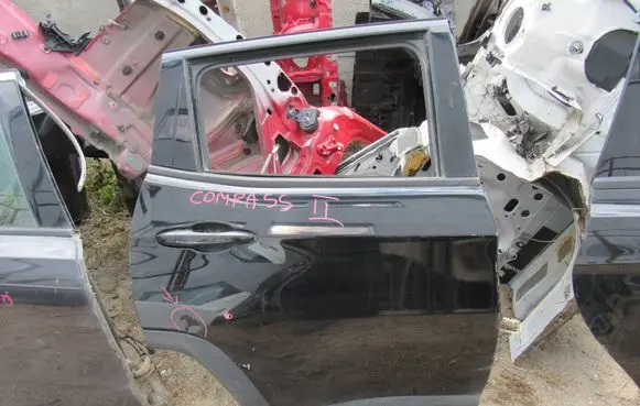 Jeep Compass Rear door