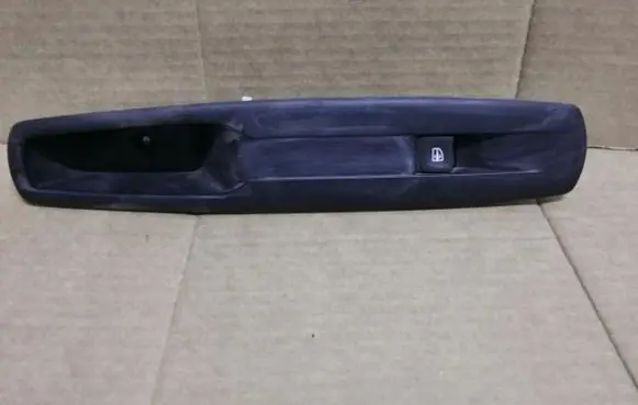 Renault Megane III Quarter vent window switch PRZEŁĄCZNIK SZYB RENAULT MEGANE III COUPE EU