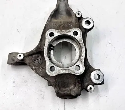 Ford Fusion II Front wheel hub DG9C3K170A