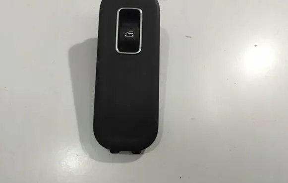 Mercedes-Benz A W177 Electric window control switch A1679050201