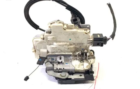Seat Altea Rear door lock 5P0839012