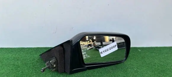 Mazda 626 Front door electric wing mirror E200734