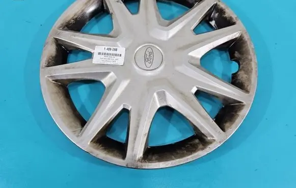 Ford Fiesta R16 wheel hub/cap/trim H1BC-1130-CB IMPRK1409098