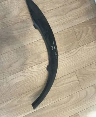 Volvo XC70 Fender trim (molding)