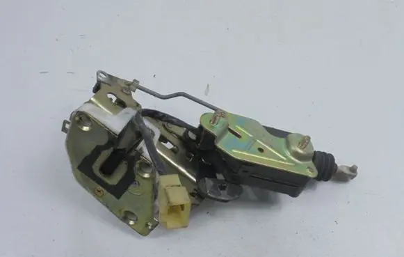 KIA Clarus Rear door lock