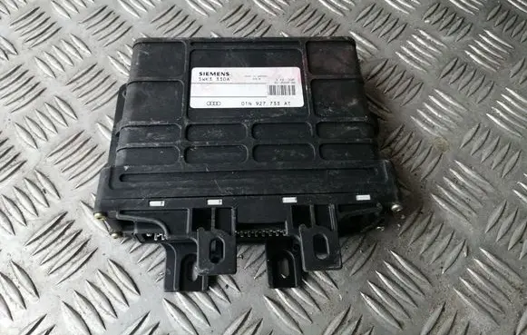 Volkswagen PASSAT B5 Gearbox control unit/module 01N927733AT 5WK3330A