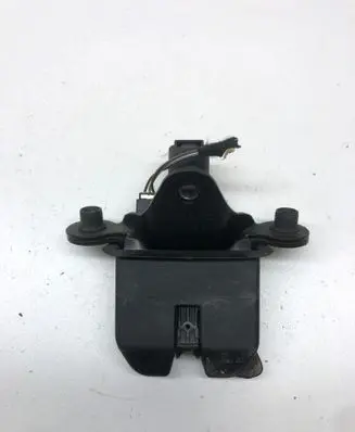 Tailgate/trunk/boot lock/catch/latch