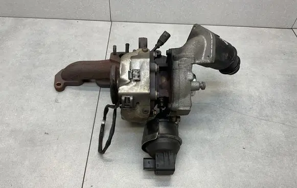 Skoda Yeti (5L) Turbo 03L253056T