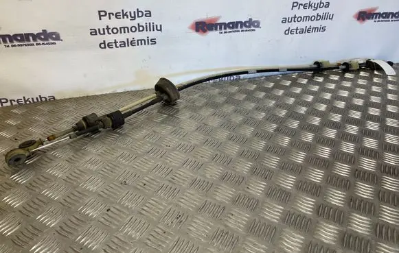 Opel Astra H Gear shift cable linkage 55350266