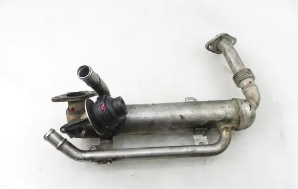 Volkswagen Golf V EGR valve cooler 03G131512AA