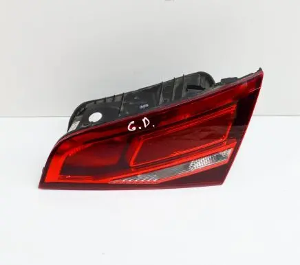 Audi A3 S3 8V Tailgate rear/tail lights 8V4945076 2TZ012839