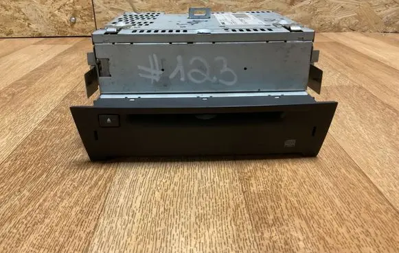 Saab 9-3 Ver2 Radio/CD/DVD/GPS head unit 12761502 12803733 00115671