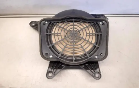 Audi A8 S8 D4 4H Subwoofer speaker 4H0035412A V9071897SV