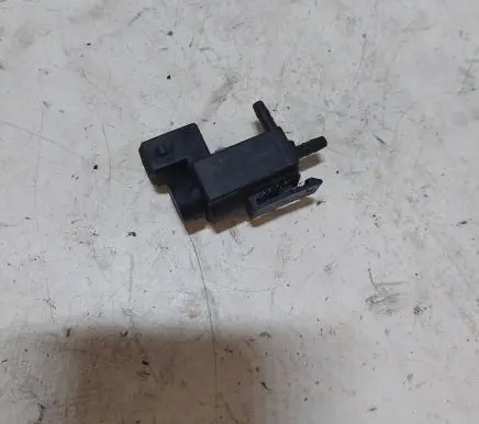 BMW X3 E83 Turbo solenoid valve 72234100