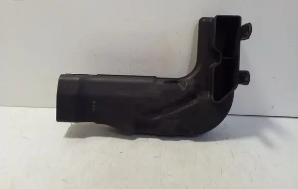 KIA Soul Air intake duct part 28210B2000