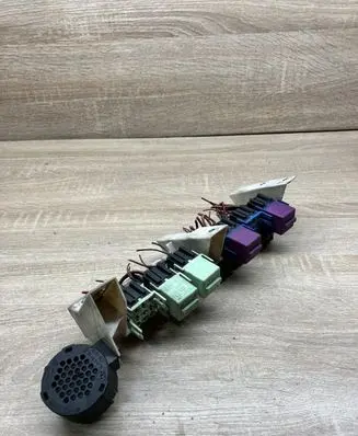 BMW X5 E53 Fuse module 8383720 6903102