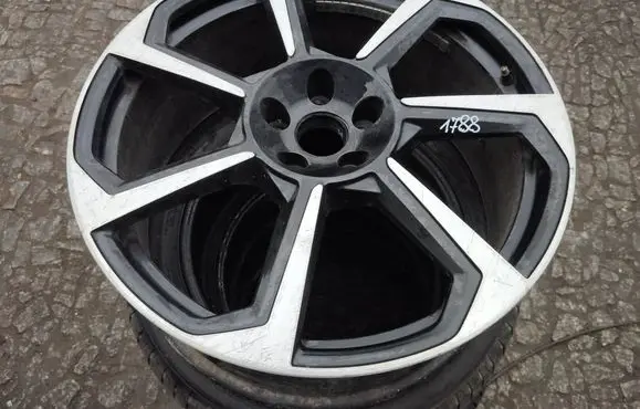 Audi TT TTS RS Mk3 8S R20 alloy rim 8S0601025AD