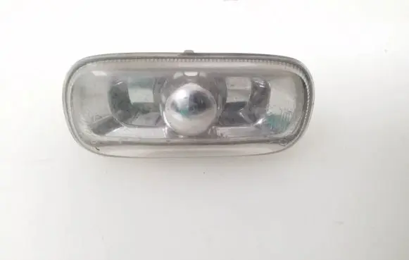 Audi A4 S4 B7 8E 8H Front fender indicator light 8E0949127