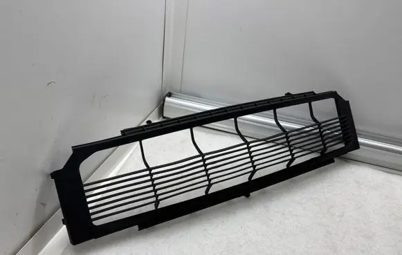 Front bumper lower grill