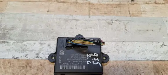 Ford Focus C-MAX Door control unit/module AV6N14B532DD AV6N14B532