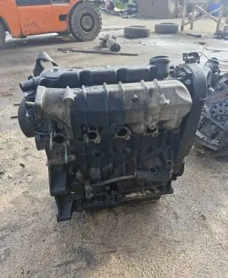 Peugeot 206 Engine