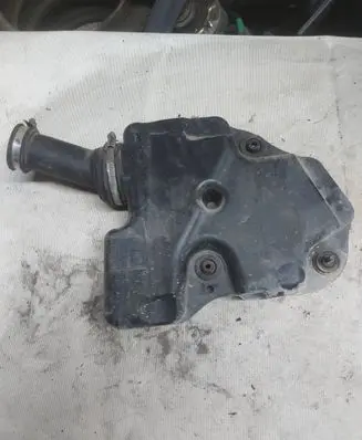 Intake resonator