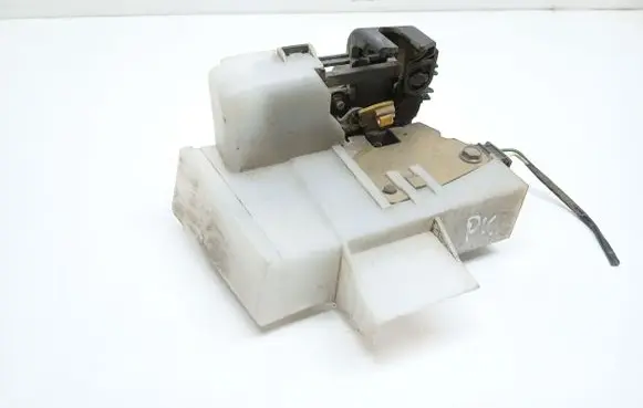Renault Scenic I Front door lock