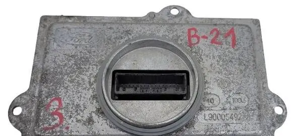 Ford Mondeo MK V Headlight ballast module Xenon L90005492