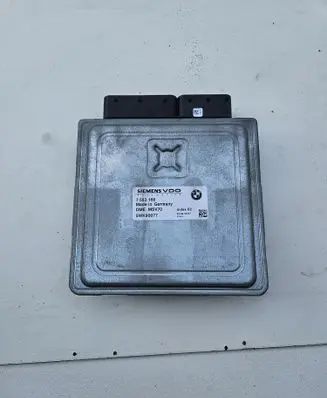 BMW 5 E60 E61 Engine control unit/module 5WK90077 7553166