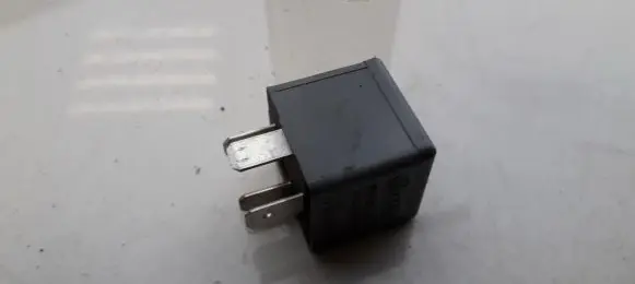 Skoda Superb B5 (3U) Other relay MB9533821