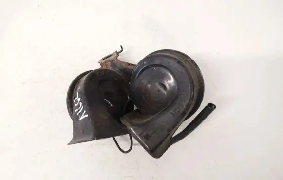 Citroen C4 I Horn signal e9011157